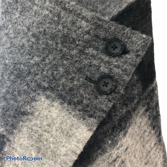 Wool Blend Gray & Black Plaid Poncho … - Picture 3 of 7